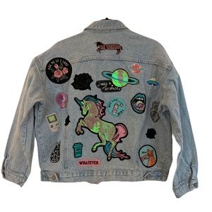 Vintage Guess Cropped Denim Jacket w/ Patches